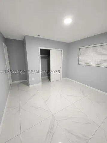 552 NE 161st Street Miami FL 33162