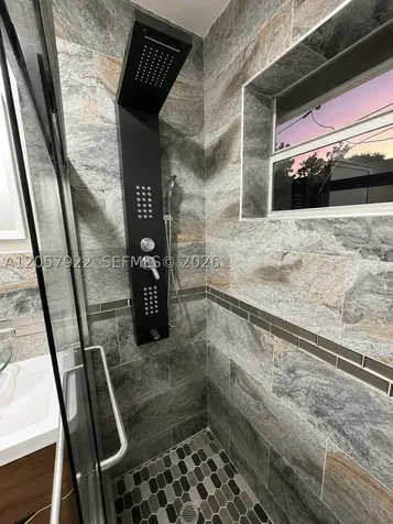 552 NE 161st Street Miami FL 33162