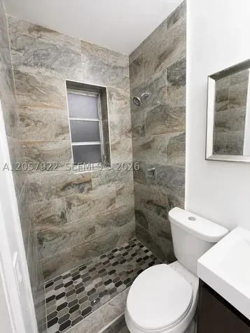 552 NE 161st Street Miami FL 33162