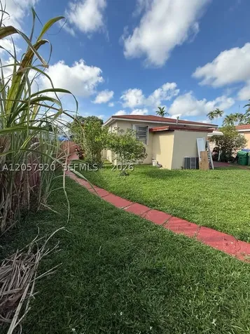 1140 SW 9th Street Miami FL 33130