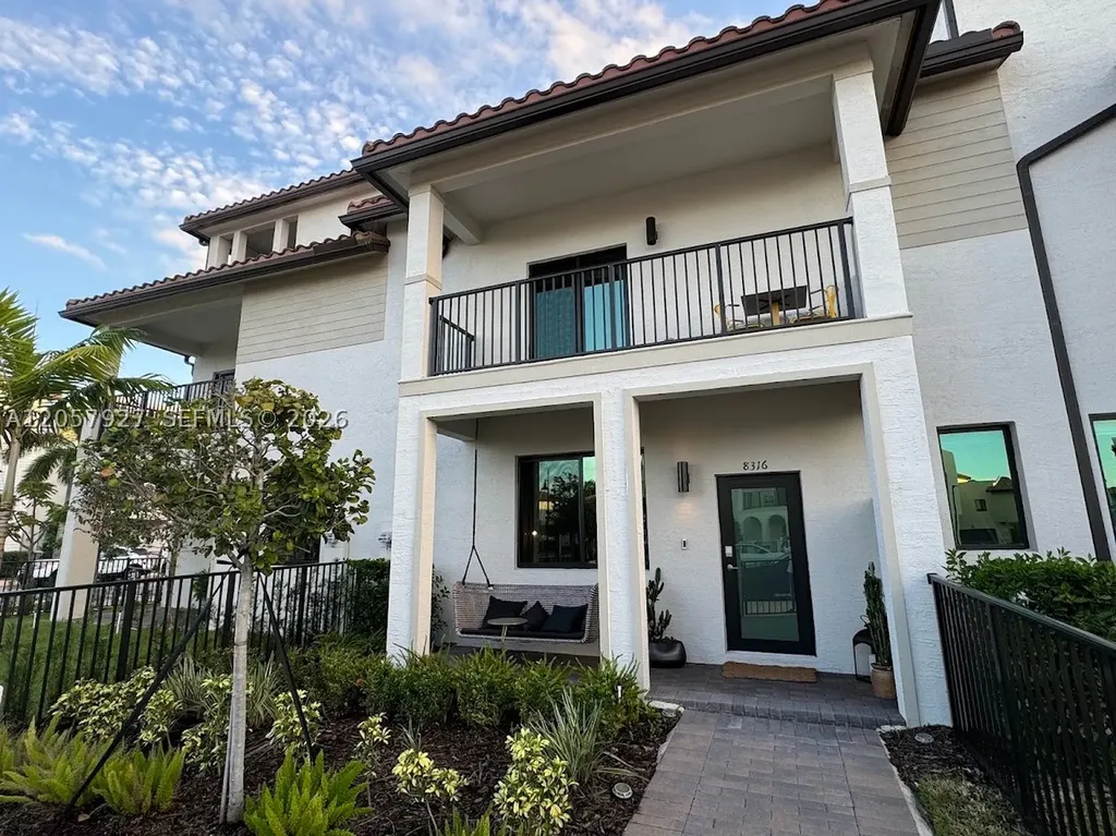 8316 NW 43rd Street Doral FL 33166