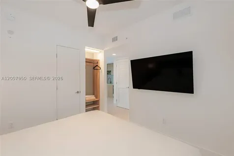 398 NE 5th Street Miami FL 33132
