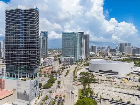 398 NE 5th Street Miami FL 33132