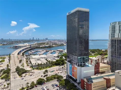 398 NE 5th Street Miami FL 33132