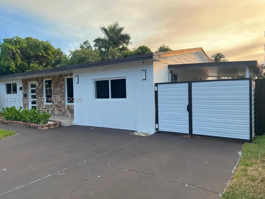 15010 NE 7th Avenue Miami FL 33161