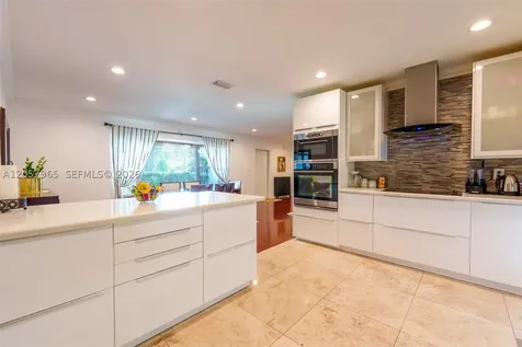 740 Ridgewood Lane Plantation FL 33317