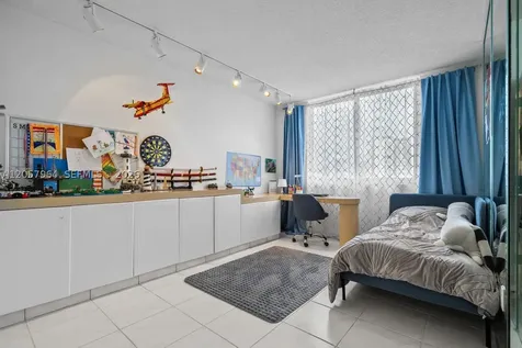 300 Bayview Drive Sunny Isles Beach FL 33160