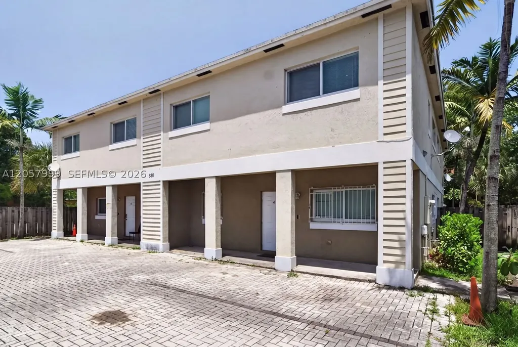 630 NW 10th Terrace Fort Lauderdale FL 33311