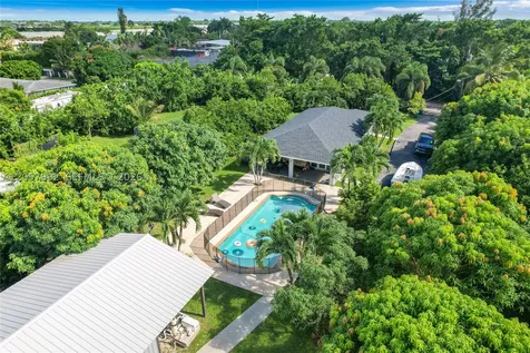 18391 SW 204th Street Miami FL 33187