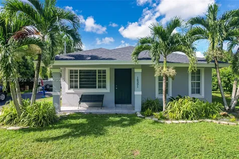18391 SW 204th Street Miami FL 33187