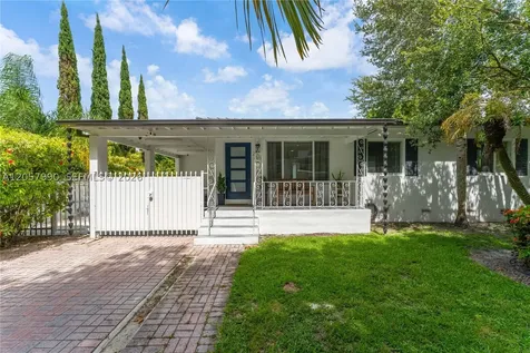 2031 SW 66th Avenue West Miami FL 33155
