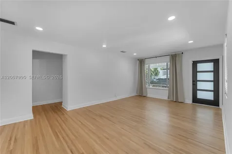 2031 SW 66th Avenue West Miami FL 33155