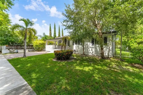 2031 SW 66th Avenue West Miami FL 33155