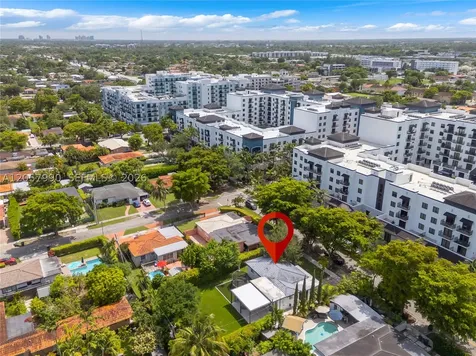 2031 SW 66th Avenue West Miami FL 33155