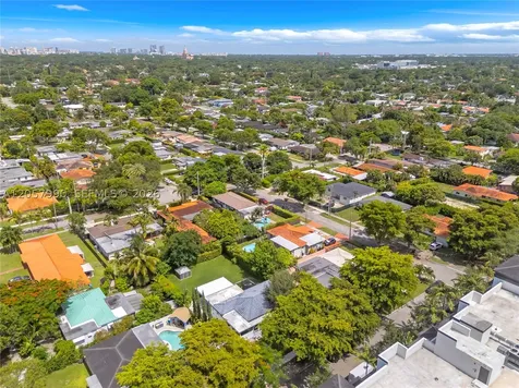 2031 SW 66th Avenue West Miami FL 33155