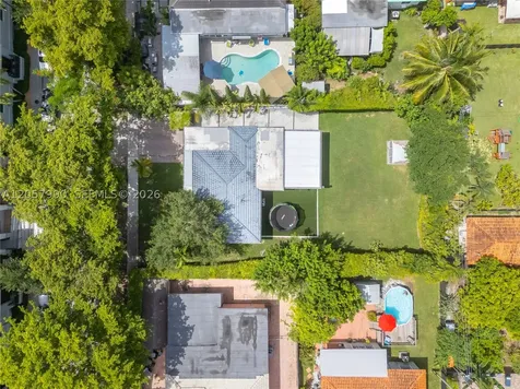 2031 SW 66th Avenue West Miami FL 33155