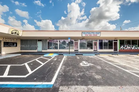 1128-1132 N University Drive Pembroke Pines FL 33024