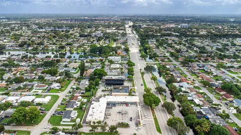 1128-1132 N University Drive Pembroke Pines FL 33024