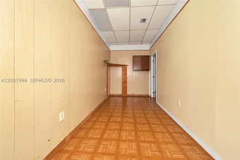 1128-1132 N University Drive Pembroke Pines FL 33024
