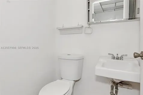 1128-1132 N University Drive Pembroke Pines FL 33024
