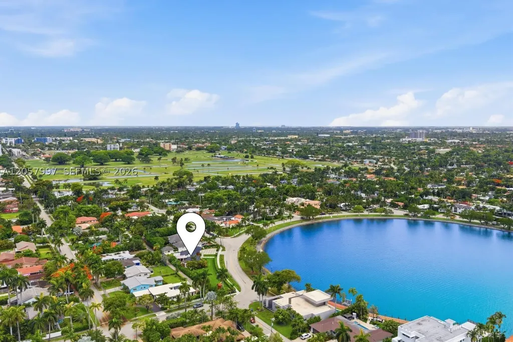 1204 S Northlake Drive Hollywood FL 33019