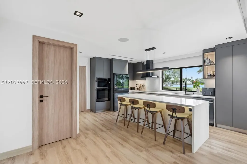 1204 S Northlake Drive Hollywood FL 33019