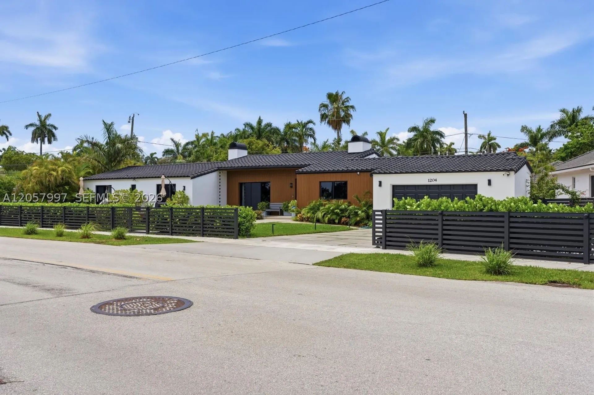 1204 S Northlake Drive Hollywood FL 33019