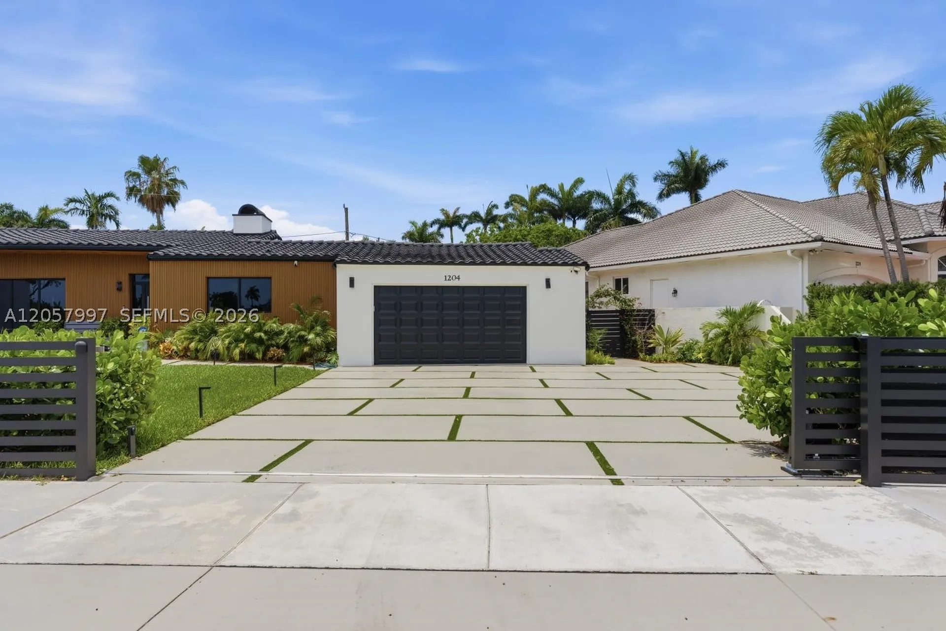 1204 S Northlake Drive Hollywood FL 33019