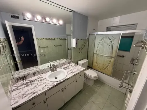 6095 W 18th Avenue Hialeah FL 33012