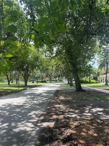 6625 Nervia Street Coral Gables FL 33146