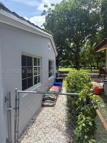 6625 Nervia Street Coral Gables FL 33146