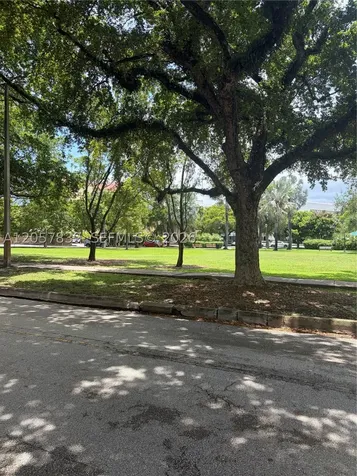 6625 Nervia Street Coral Gables FL 33146