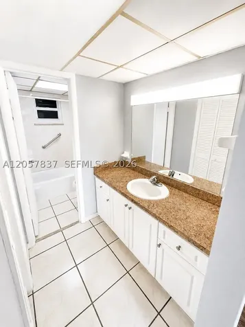 2400 NW 16th St Road Miami FL 33125