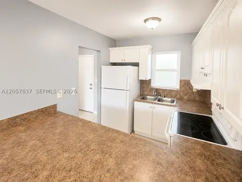 2400 NW 16th St Road Miami FL 33125