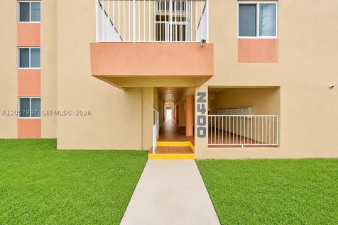 2400 NW 16th St Road Miami FL 33125