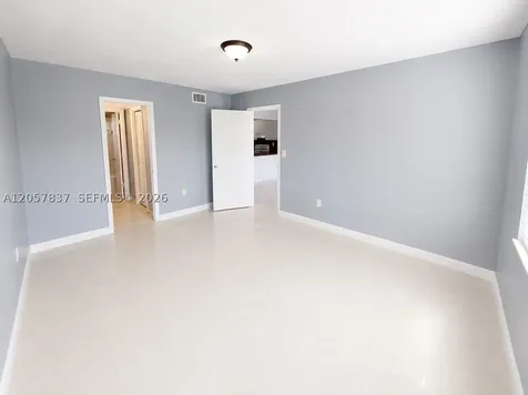 2400 NW 16th St Road Miami FL 33125