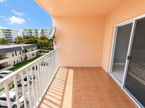 2400 NW 16th St Road Miami FL 33125