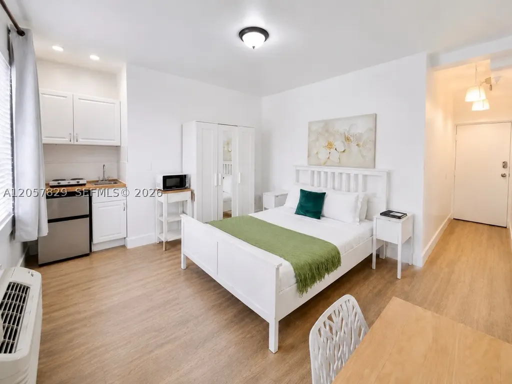 3025 Indian Creek Drive Miami Beach FL 33140