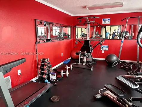 6900 Bay Drive Miami Beach FL 33141