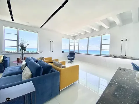 5255 Collins Avenue Miami Beach FL 33140