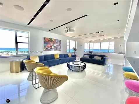 5255 Collins Avenue Miami Beach FL 33140