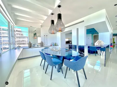 5255 Collins Avenue Miami Beach FL 33140