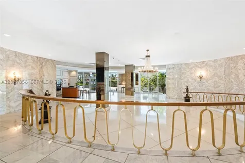 5255 Collins Avenue Miami Beach FL 33140