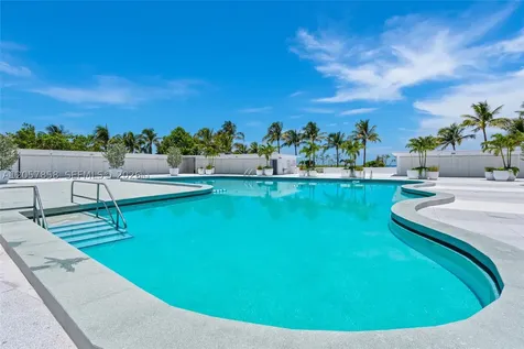 5255 Collins Avenue Miami Beach FL 33140