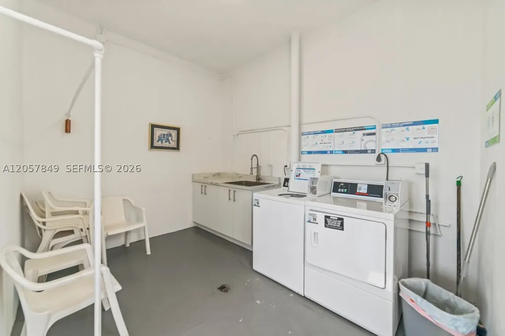 1818 Rodman Street Hollywood FL 33020