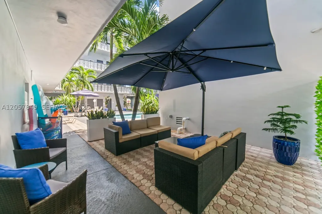 1818 Rodman Street Hollywood FL 33020