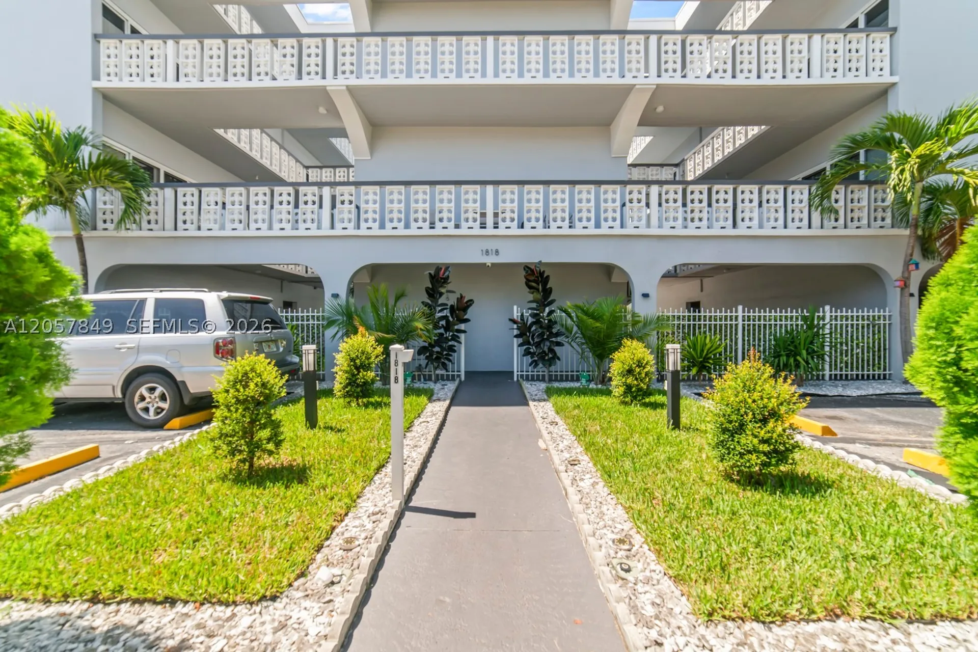 1818 Rodman Street Hollywood FL 33020