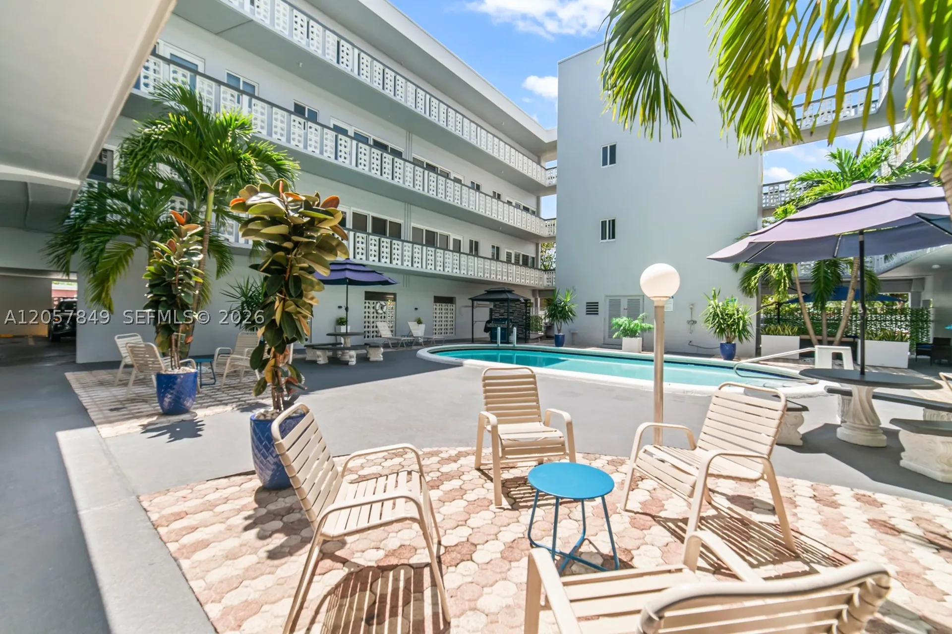 1818 Rodman Street Hollywood FL 33020