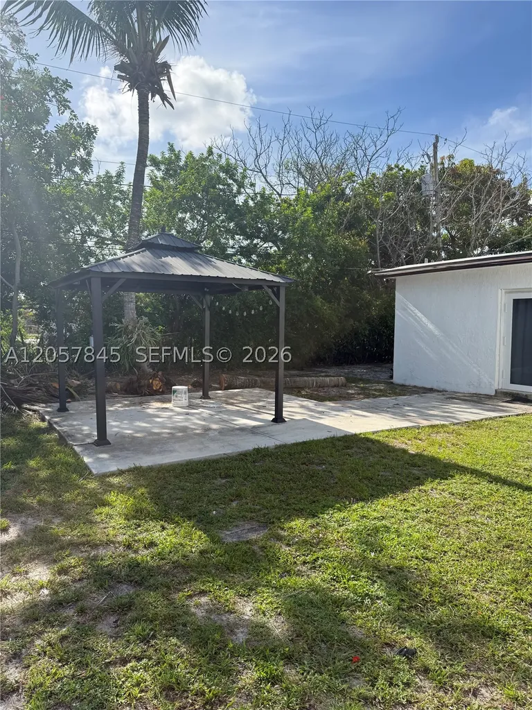 1816 NW 25th Terrace Fort Lauderdale FL 33311