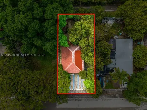 270-272 NW 35th Street Miami FL 33127